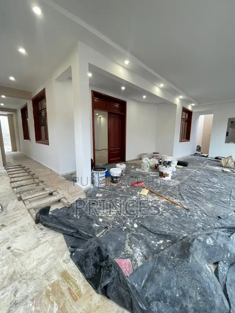 4chbre Duplex dans Prince Immobilier, Deux Plateaux à Louer