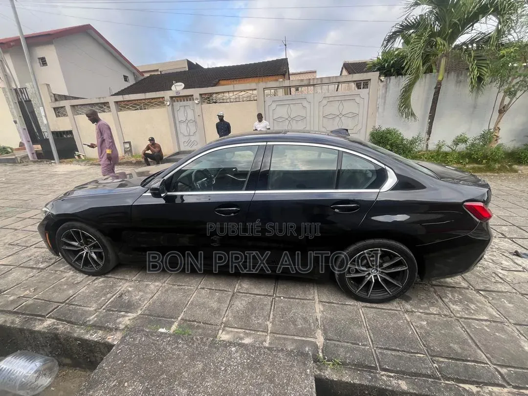 BMW 330i 2021 Noir