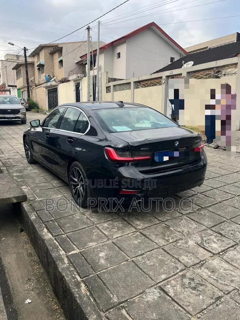 BMW 330i 2021 Noir
