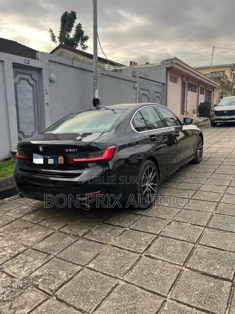 BMW 330i 2021 Noir