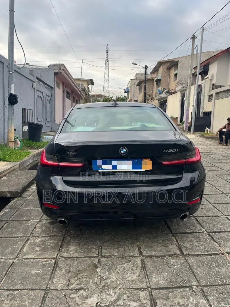 BMW 330i 2021 Noir