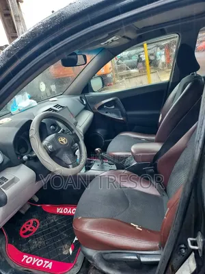 Toyota RAV4 2008 Noir