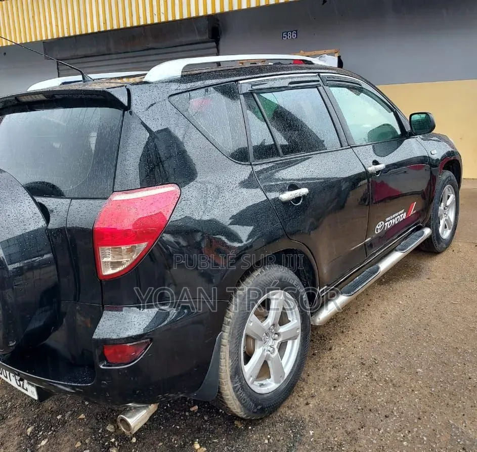 Toyota RAV4 2008 Noir
