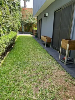 4chbre Duplex dans Massa Immobilier, Cocody à Louer