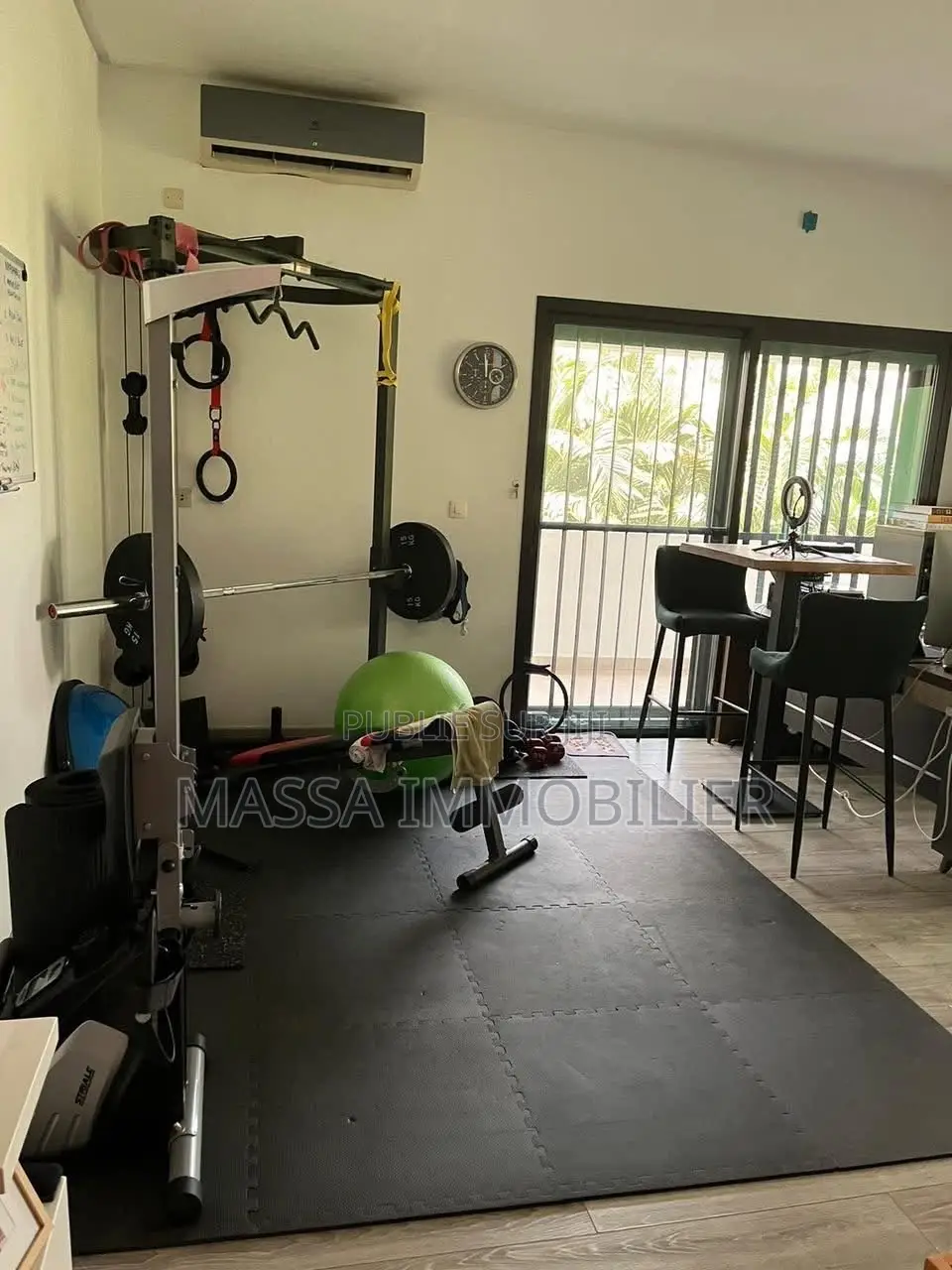 4chbre Duplex dans Massa Immobilier, Cocody à Louer