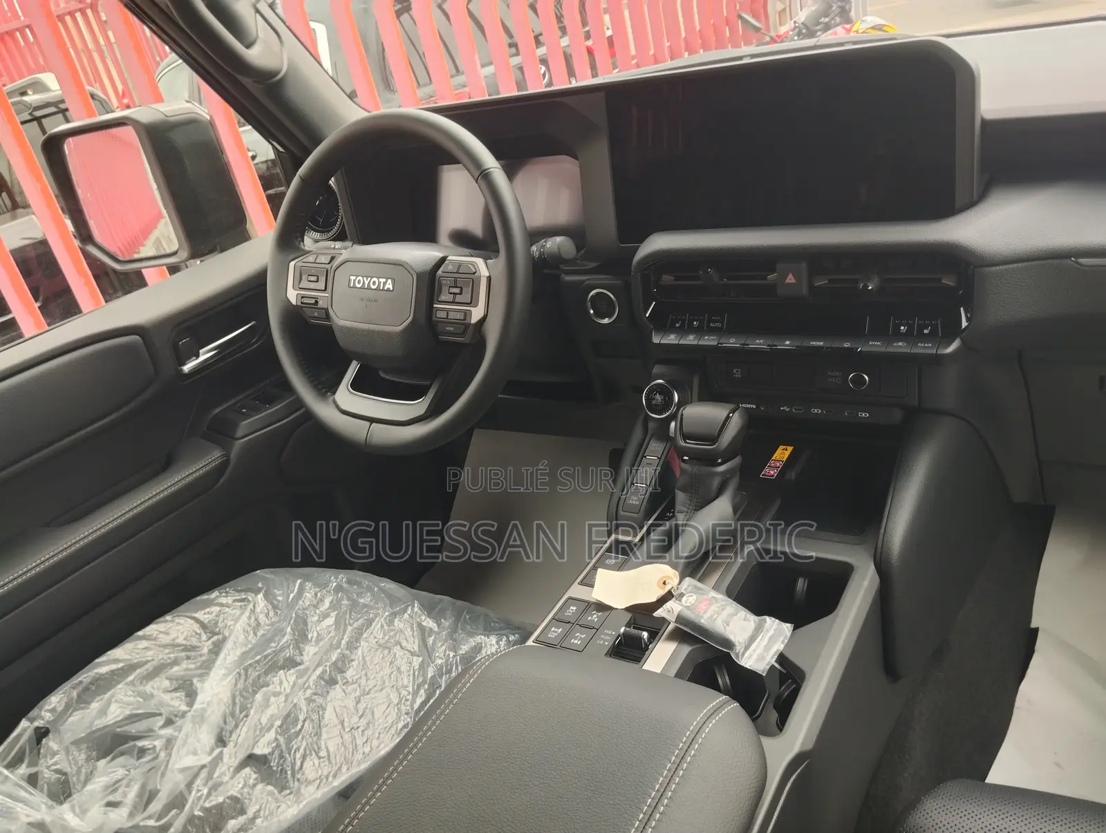 Nouveau Toyota Land Cruiser Prado 2026 Noir