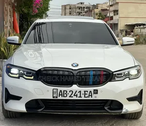 BMW 330i 2021 Blanc