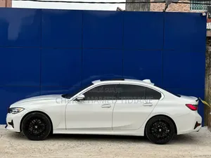 BMW 330i 2021 Blanc