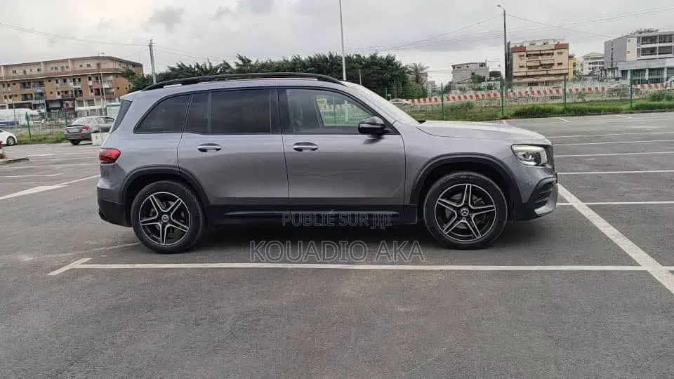 Mercedes-Benz GLB-Class GLB 200 2022 Gris