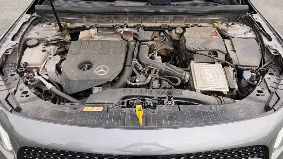 Mercedes-Benz GLB-Class GLB 200 2022 Gris