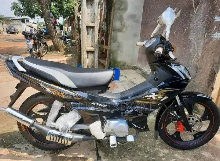 Nouveau KTM Duke 125 2026 Gris
