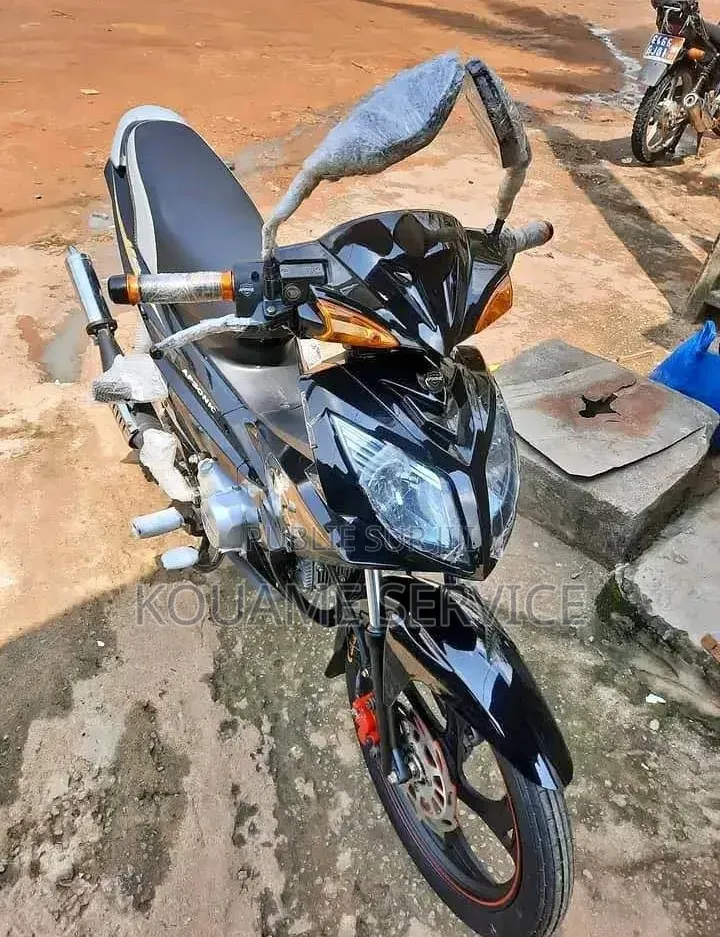 Nouveau KTM Duke 125 2026 Gris