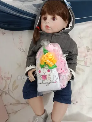 Poupée Silicone 55 Cm