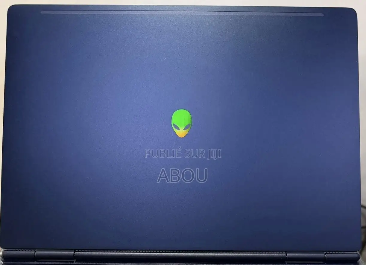 Ordinateur portable Alienware 16 Aurora 32GB Intel Core Ultra 7 SSD 1T