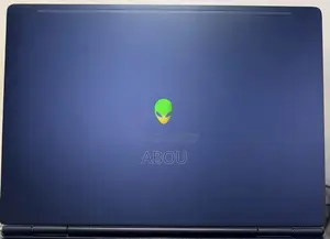 Ordinateur portable Alienware 16 Aurora 32GB Intel Core Ultra 7 SSD 1T