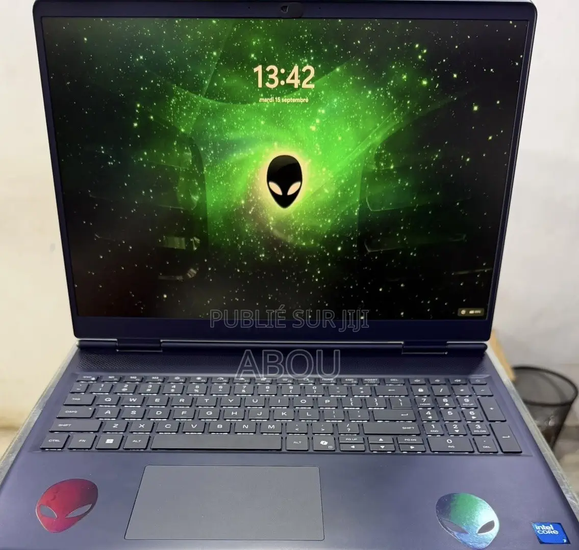 Ordinateur portable Alienware 16 Aurora 32GB Intel Core Ultra 7 SSD 1T