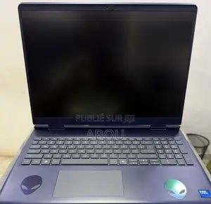 Ordinateur portable Alienware 16 Aurora 32GB Intel Core Ultra 7 SSD 1T
