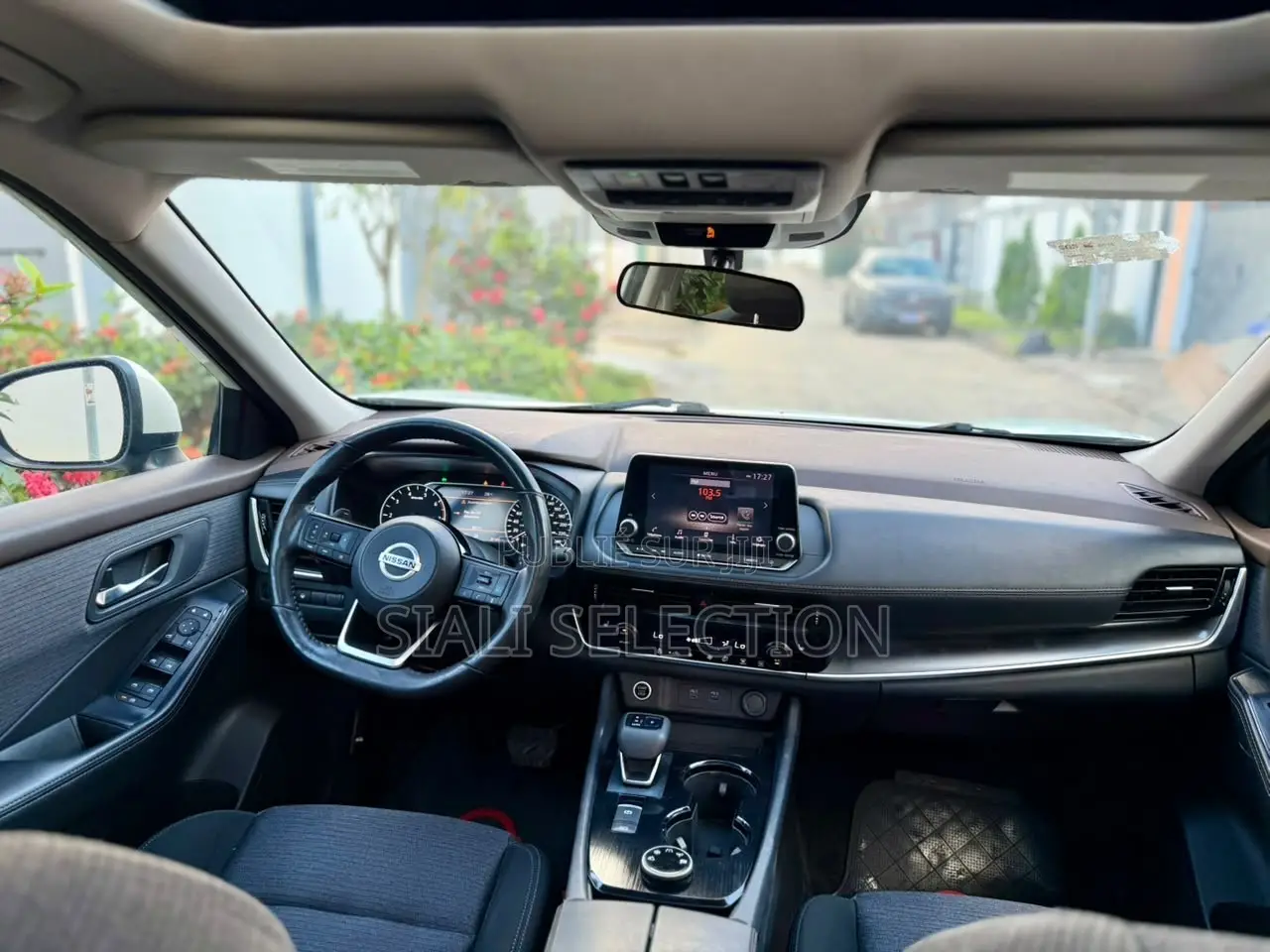 Nissan Rogue 2021 Blanc