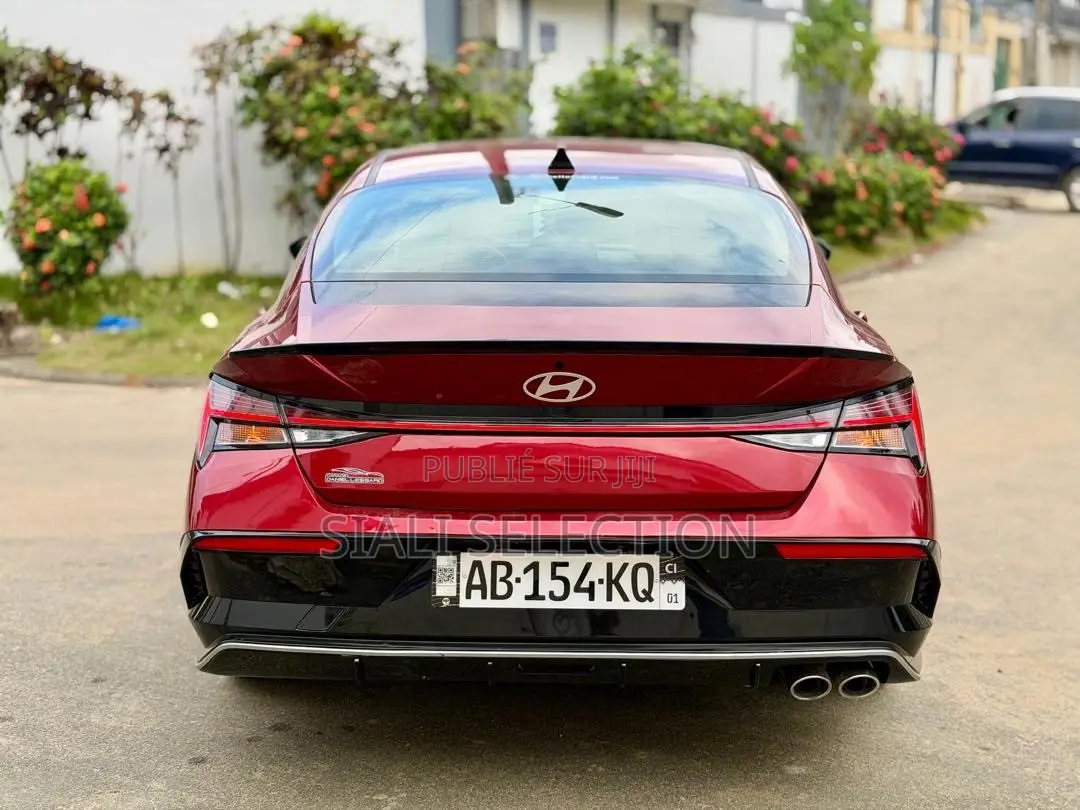 Hyundai Elantra 2026 Rouge