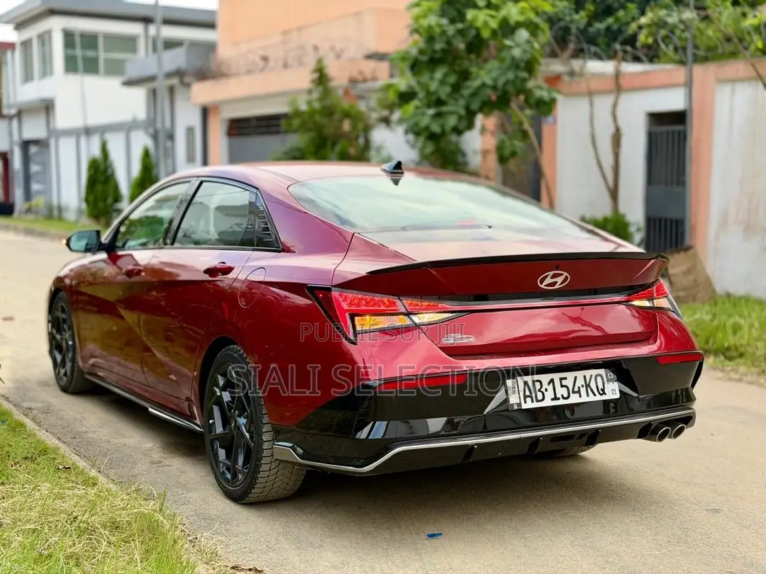 Hyundai Elantra 2026 Rouge