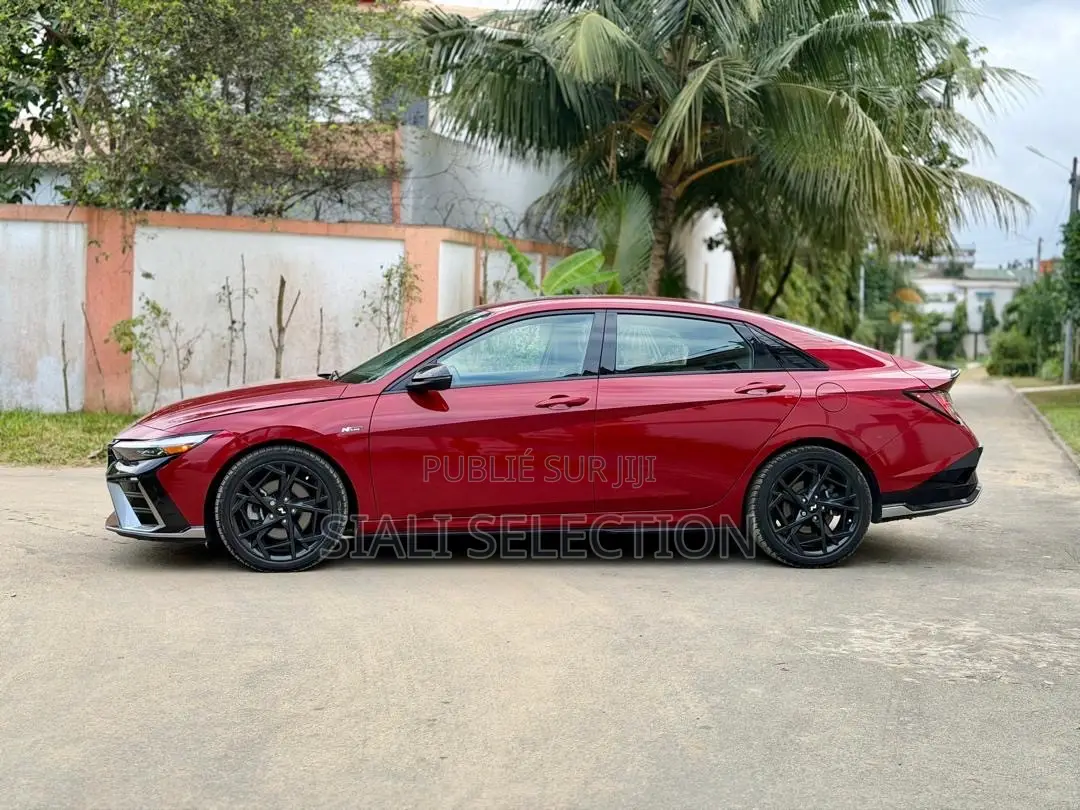 Hyundai Elantra 2026 Rouge