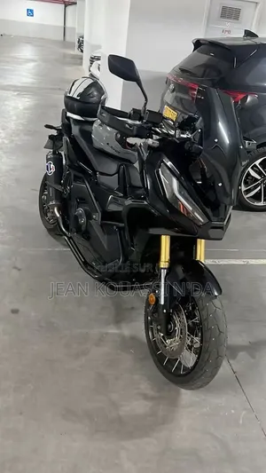 Nouveau Yamaha YZF-R6 2022 Noir