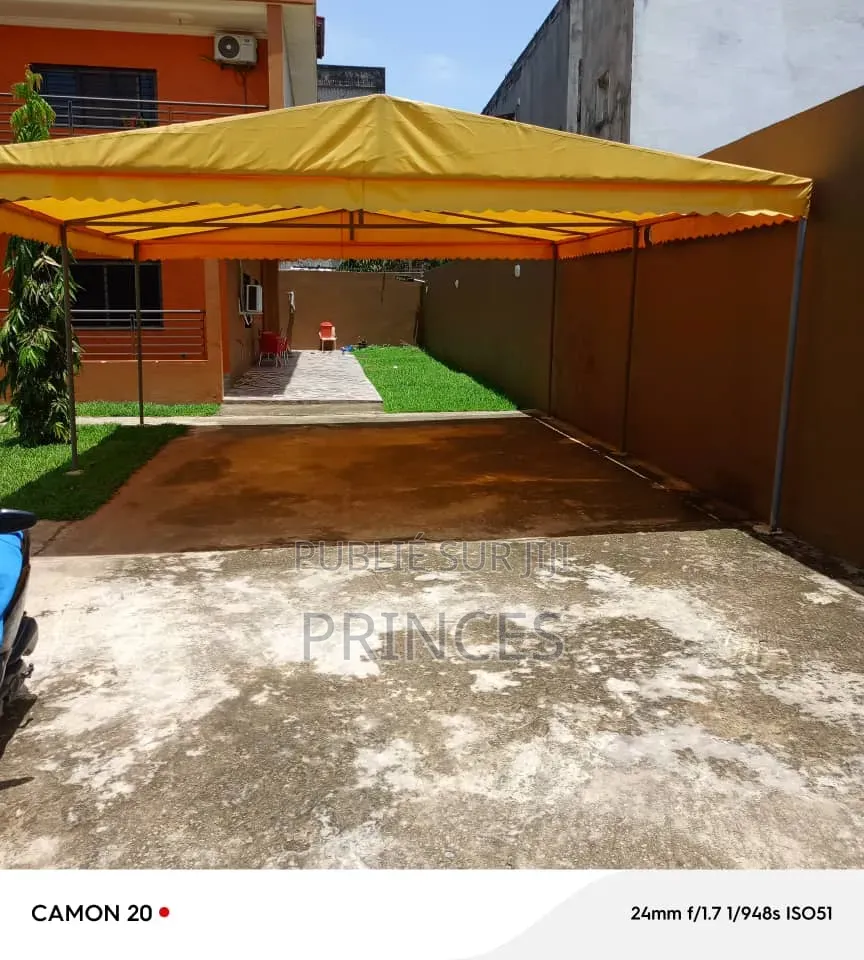 8chbre Duplex dans Cocody à Vendre