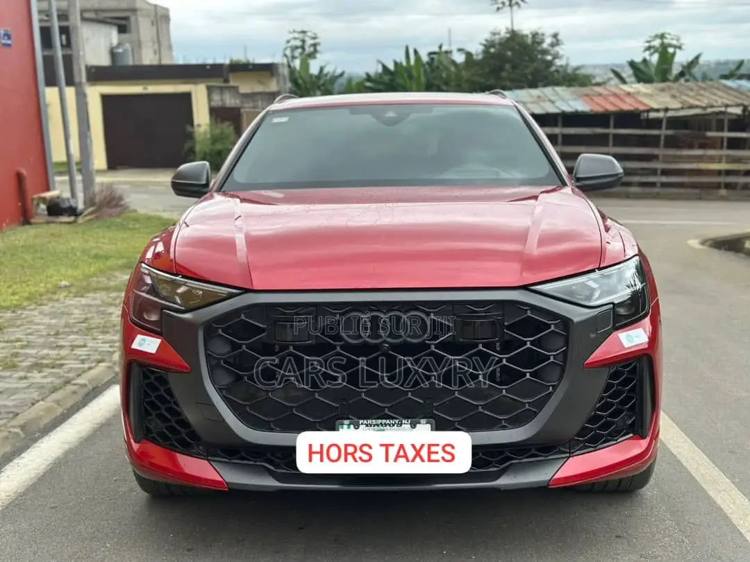 Nouveau Audi RS Q8 performance SUV AWD 2026 Rouge