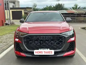 Nouveau Audi RS Q8 performance SUV AWD 2026 Rouge