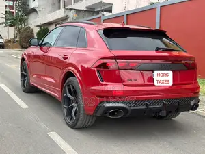 Nouveau Audi RS Q8 performance SUV AWD 2026 Rouge