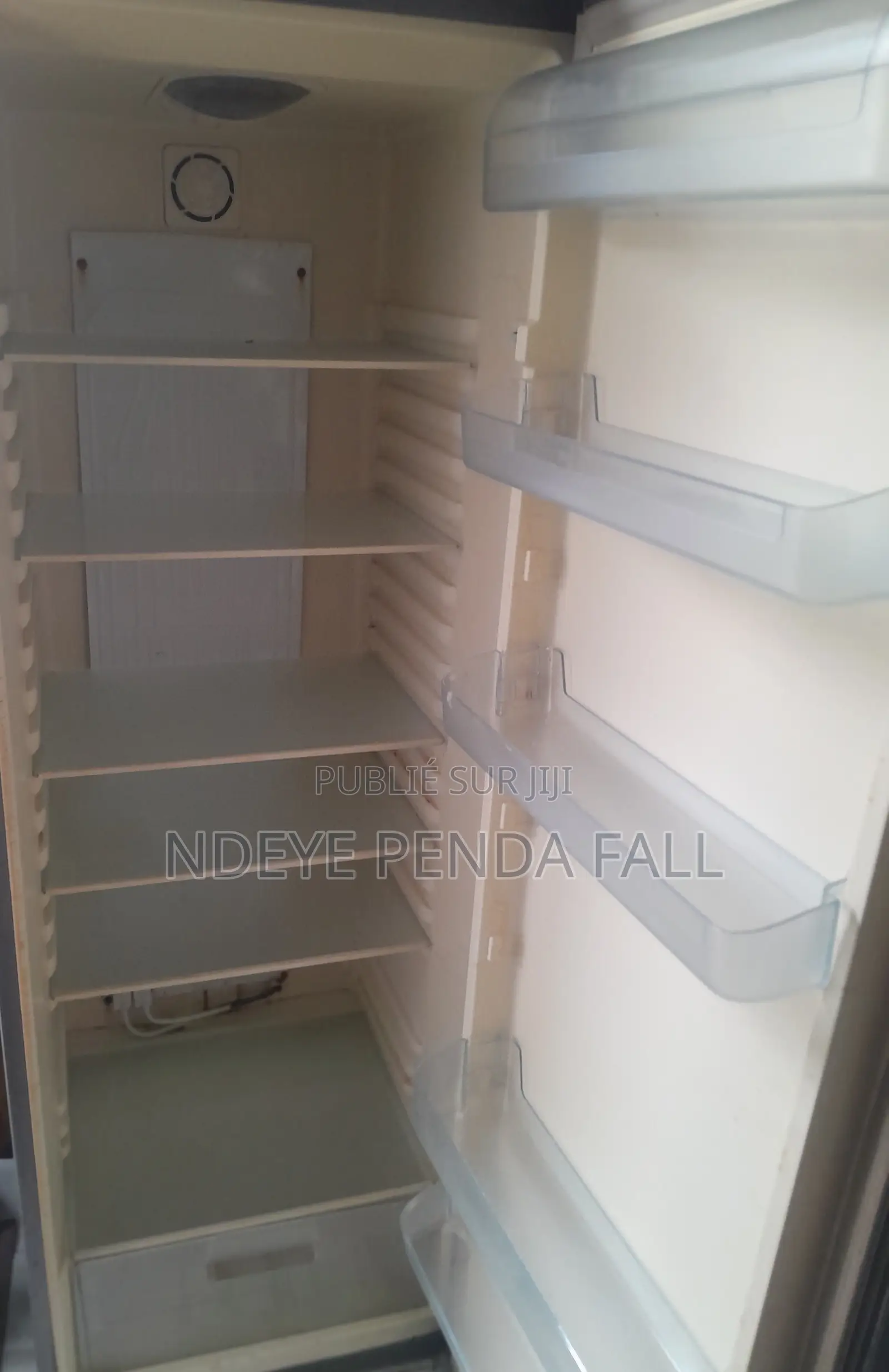 OccasionGrand Format Vertical (Une Seule Grande Porte)Couleur : Gris /