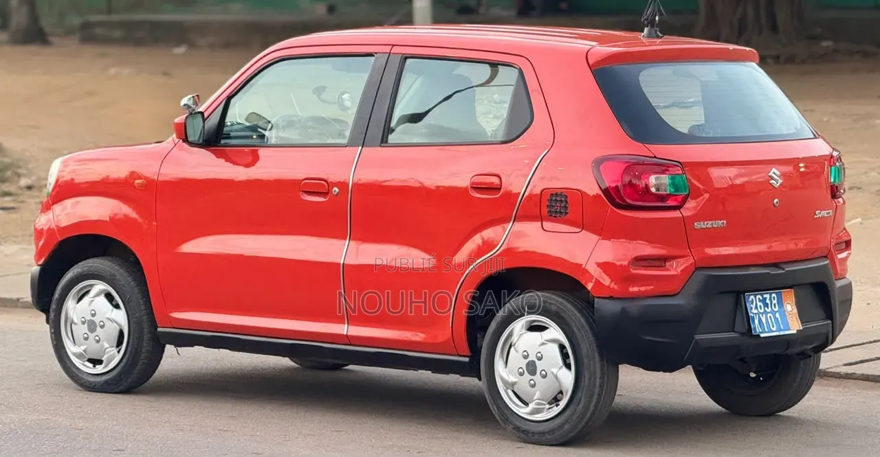Suzuki S-Presso 2023 Rouge