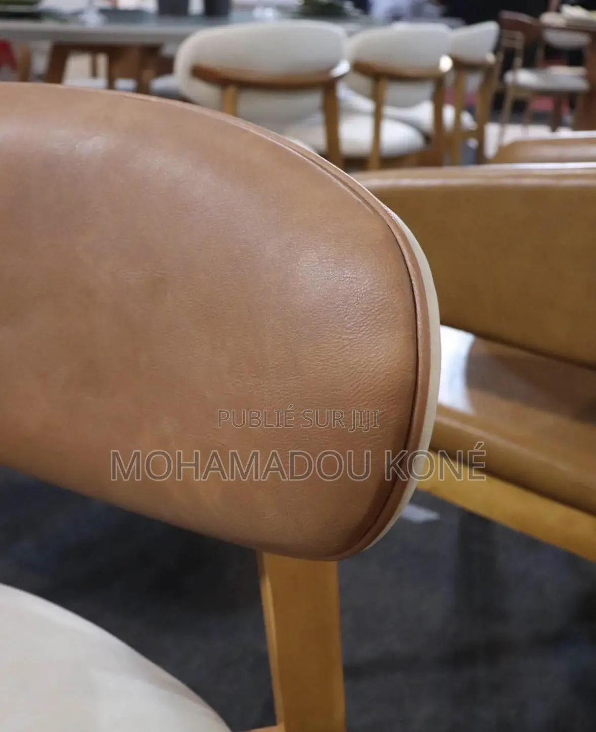 Belle Table À Manger Avec 6 Chaise