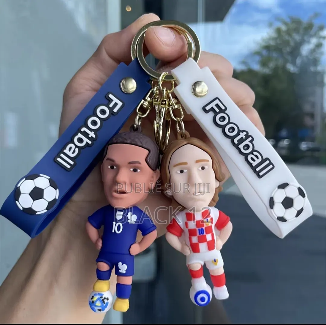Porte-Clés Figurine Des Stars Du Football Mbappé Et Neymar