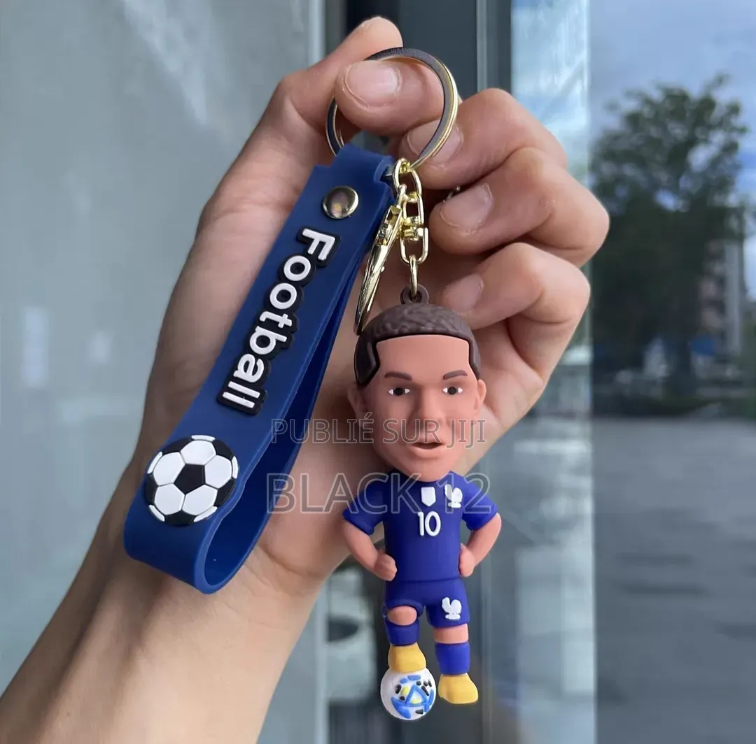 Porte-Clés Figurine Des Stars Du Football Mbappé Et Neymar