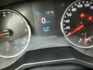 Toyota RAV4 XLE 2022 Gris