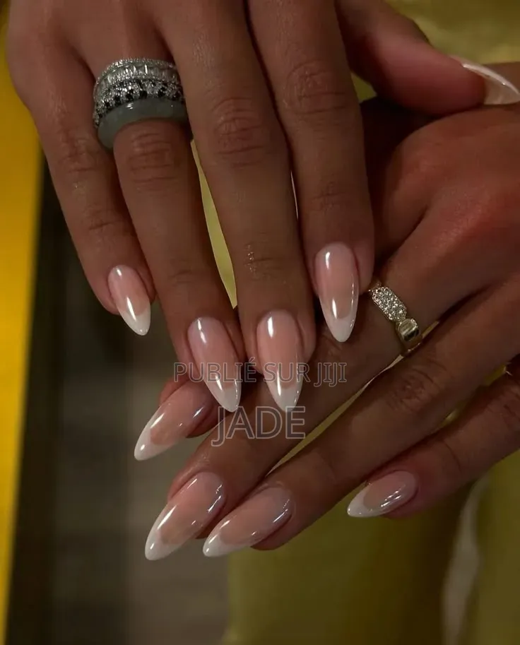 Faux Ongles French