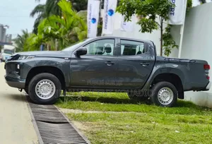 Mitsubishi L200 Double Cab 2.2 4WD 2021 Bourgogne