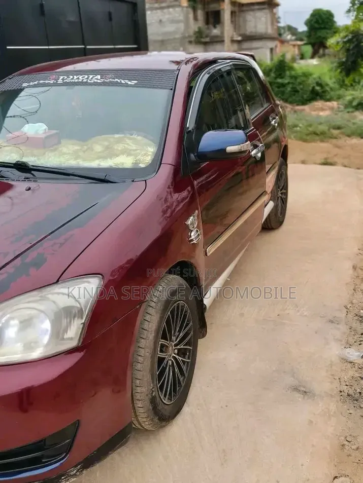 Toyota Corolla 1.4 D-4D 2005 Rouge