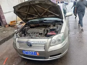 Toyota Avensis 2005 Beige