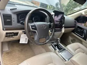 Toyota Land Cruiser 4.5 V8 VXR 2021 Noir