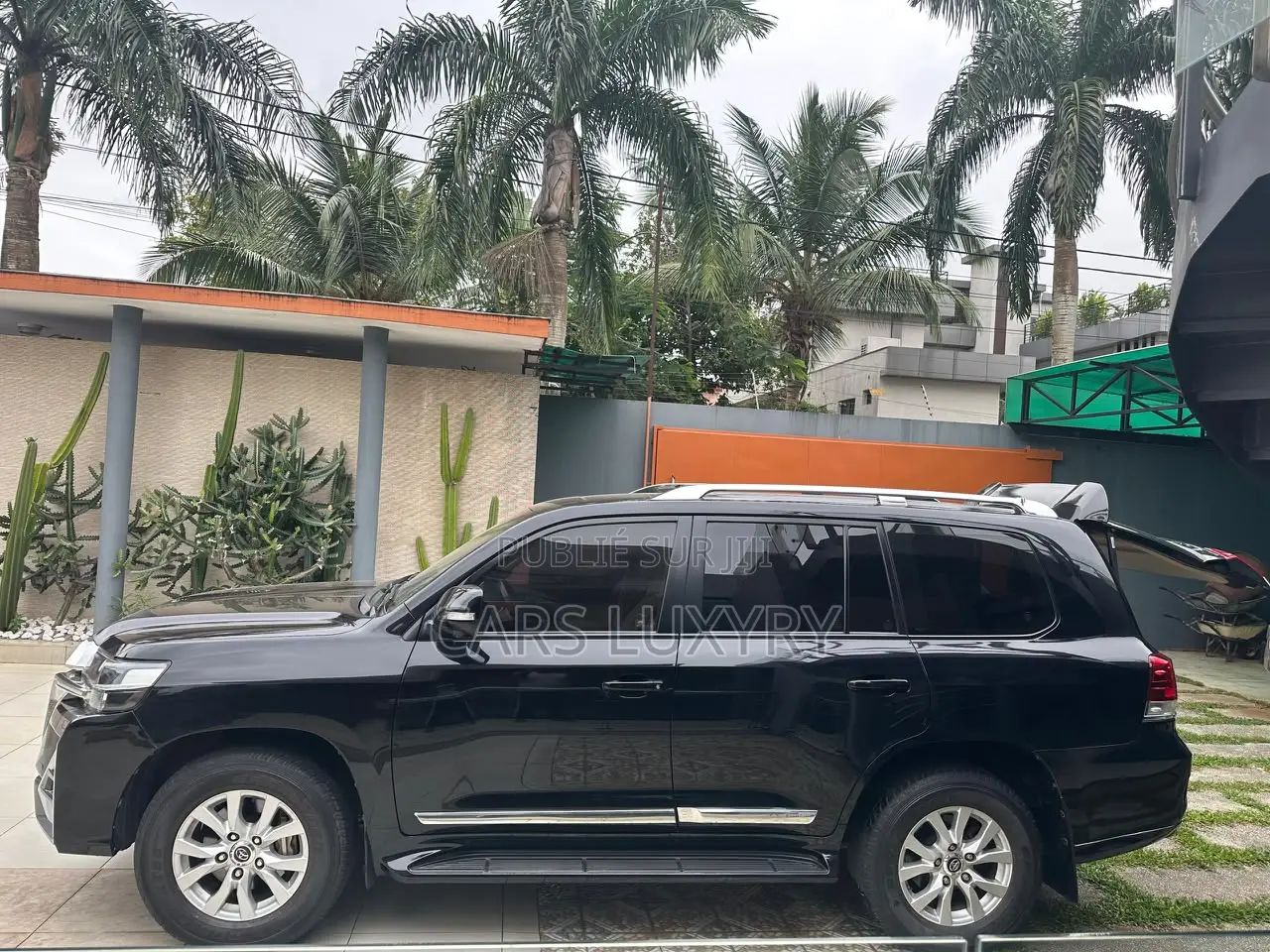 Toyota Land Cruiser 4.5 V8 VXR 2021 Noir
