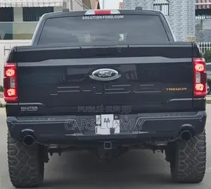 Ford F-150 Tremor 4WD SuperCrew 5.5' Box 2025 Noir