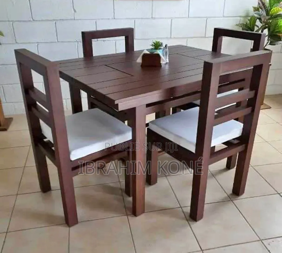 Table À Manger Plus 04 Chaise
