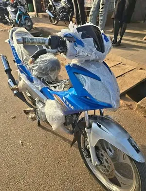 Nouveau KTM RC 125 2012 Bleu