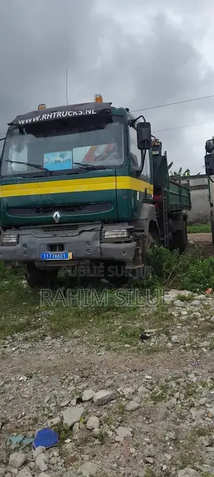 En Vente – Camion Renault Benne