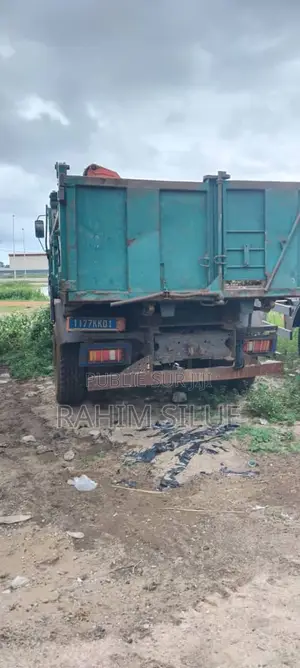 En Vente – Camion Renault Benne