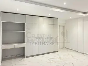 5chbre Duplex dans Cocody à Louer