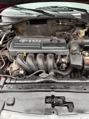 Toyota Avensis 2009 Rouge