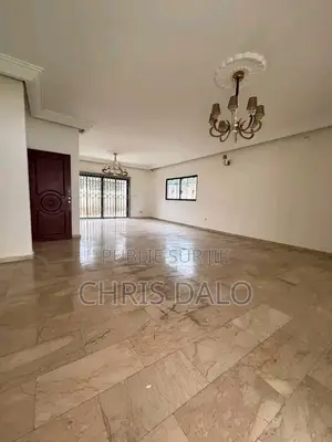 6chbre Duplex dans Achy, Cocody à Louer